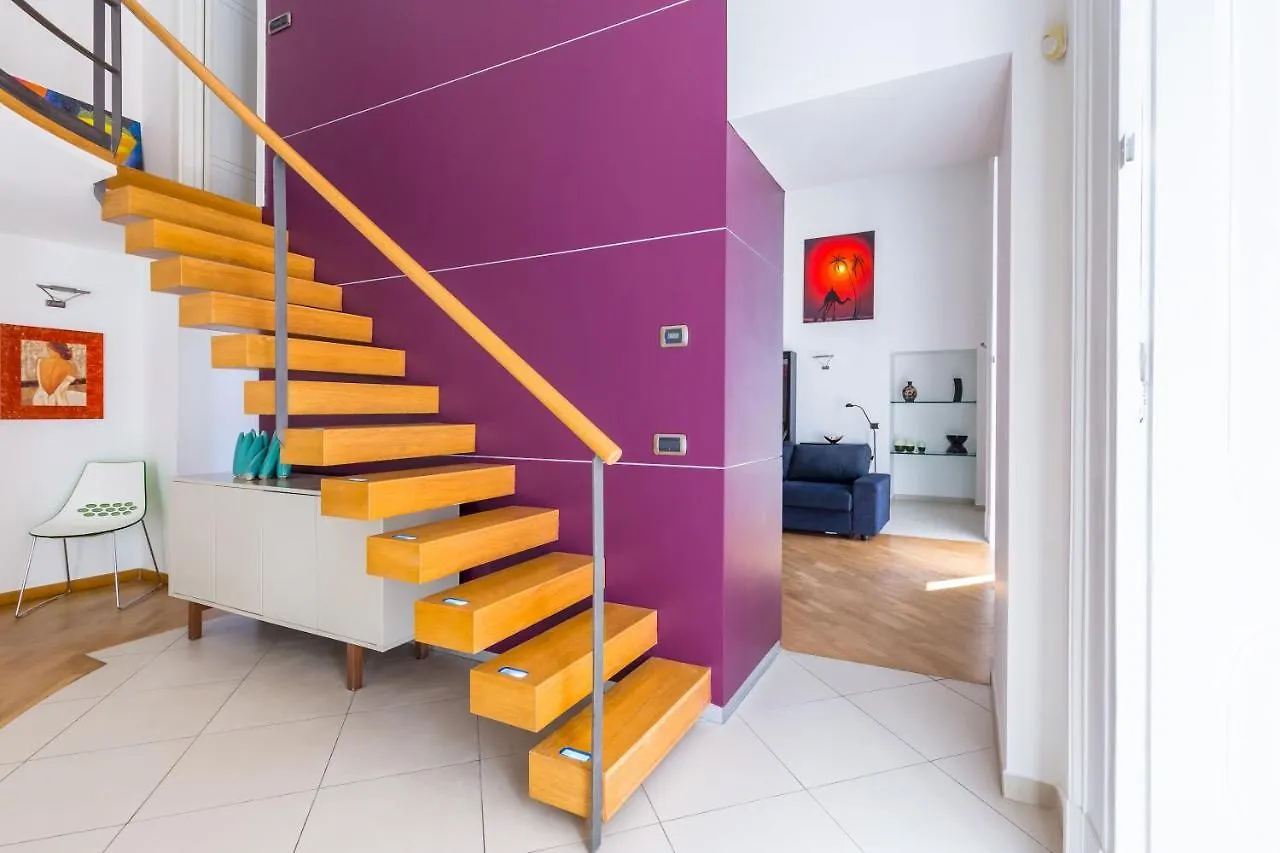 Apartment Design & Studio Duplex At National Museum Naples Italy